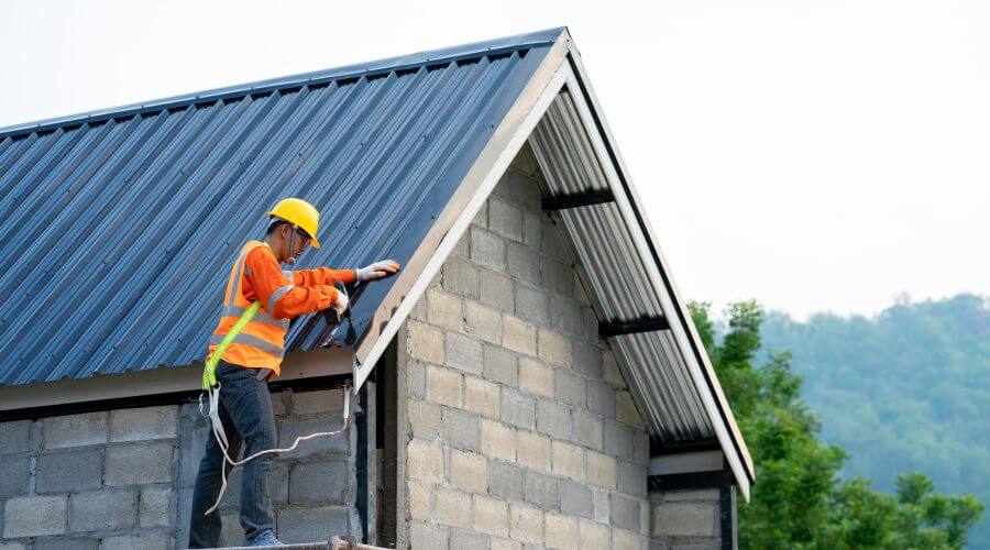 Expert top industrial roofings services in Millington, IL